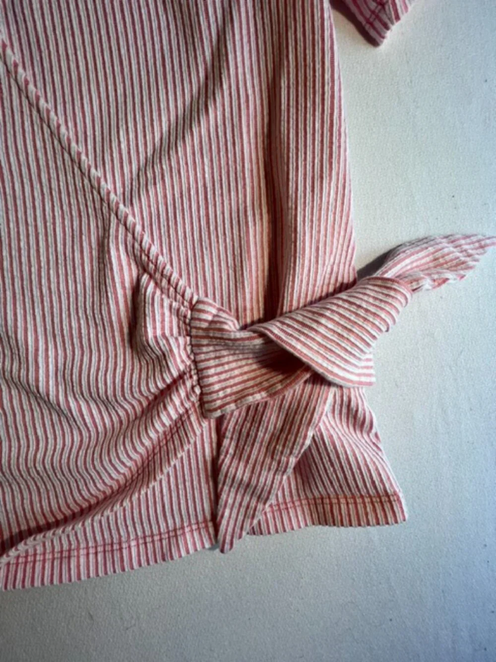 MICHAEL KORS short-sleeve wrap top pink white vertical stripes v neck‎ Women's